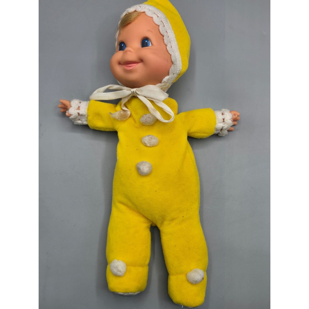 Vintage 1970 Mattel Yellow Booful Baby Beans 11" Baby Doll Bean Bag w/ Bonnet